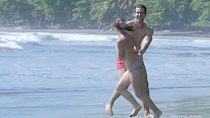 Julia Roca has some fun in the sun with her BF